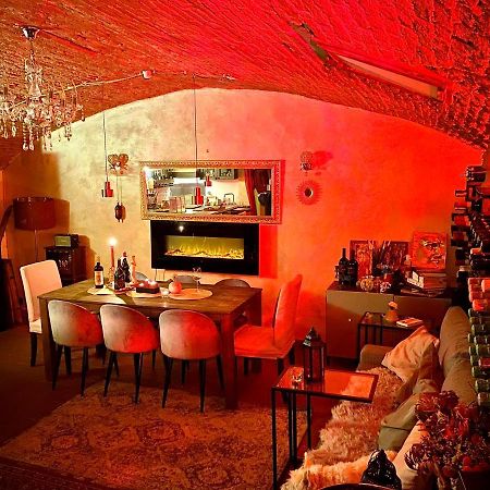 Florence Red Impression - In The City Center Bagian luar foto