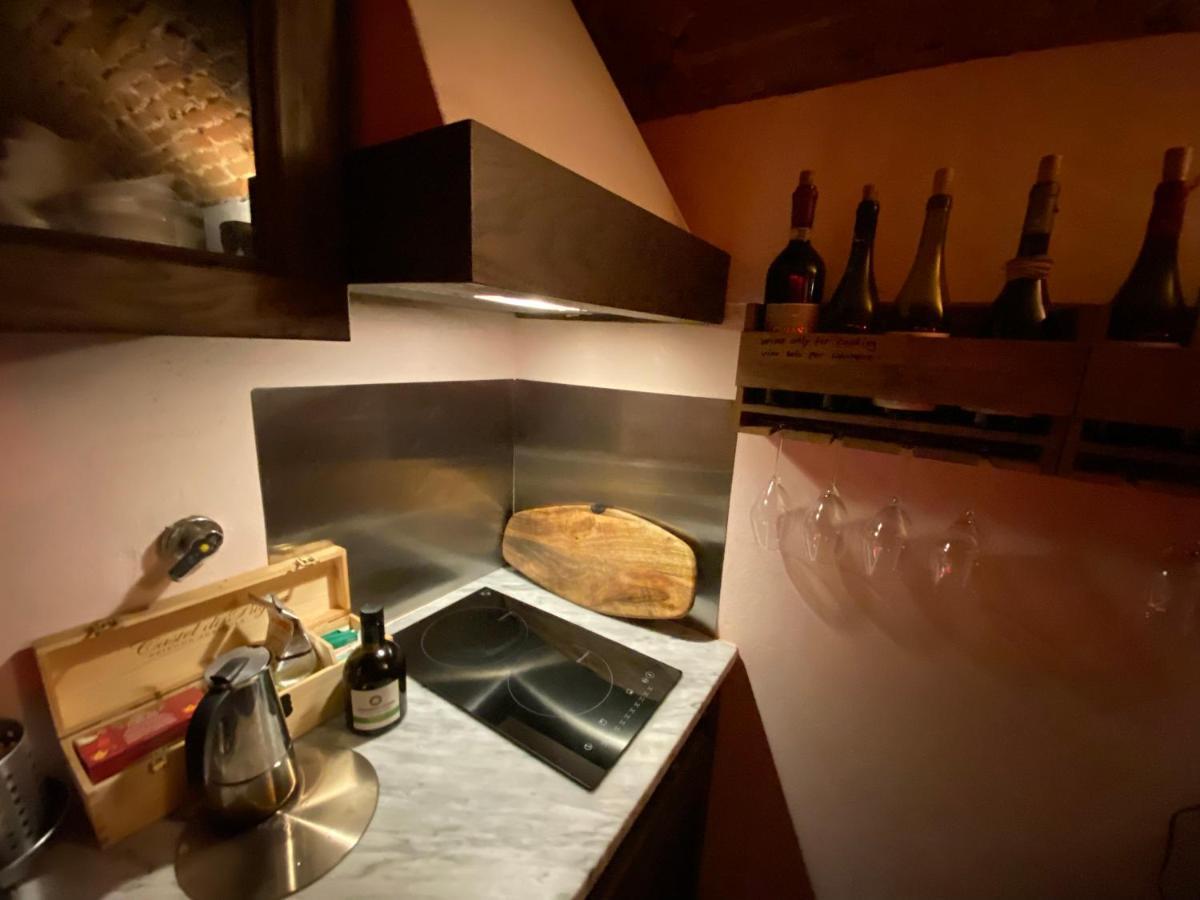 Florence Red Impression - In The City Center Bagian luar foto